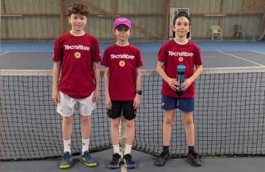 equipe tennis jeune